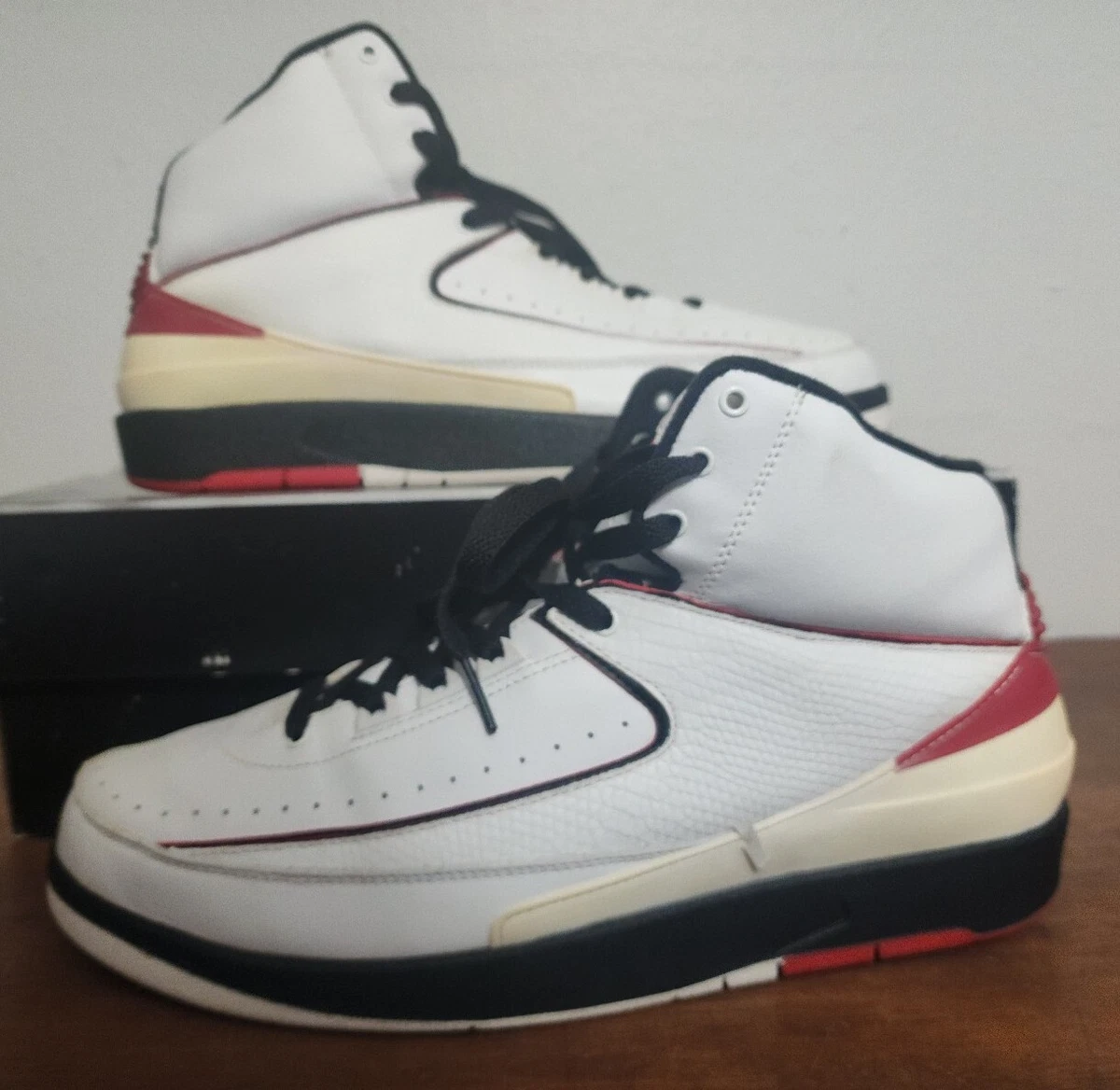 Nike Air Jordan 2 Retro 2004 White Red Black Rare Size 10.5 308308 161  Chicago