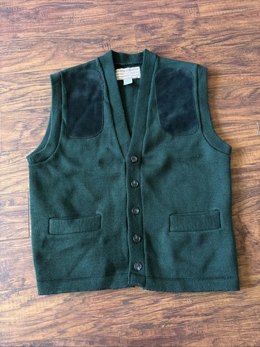 Filson, Vintage Filson Cardigan Vest - 100% Wool Size M Hunter Green - USA