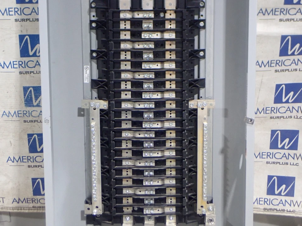 Siemens P1C42ML250ABST 250 amp MLO 3R Outdoor 44" 3 Phase 208v Panel 42C P514 - Image 4 of 4