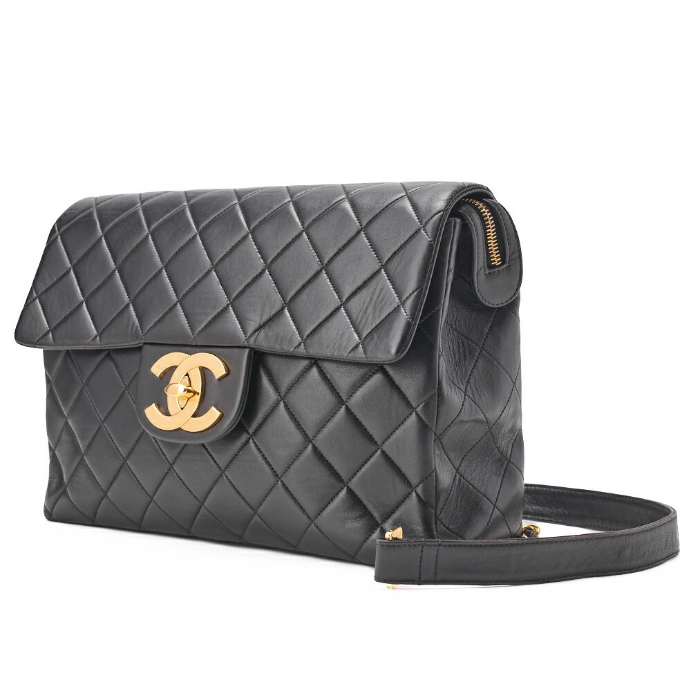 CHANEL Black Lambskin Matelasse Coco Turn Lock Shoulder Bag 330028