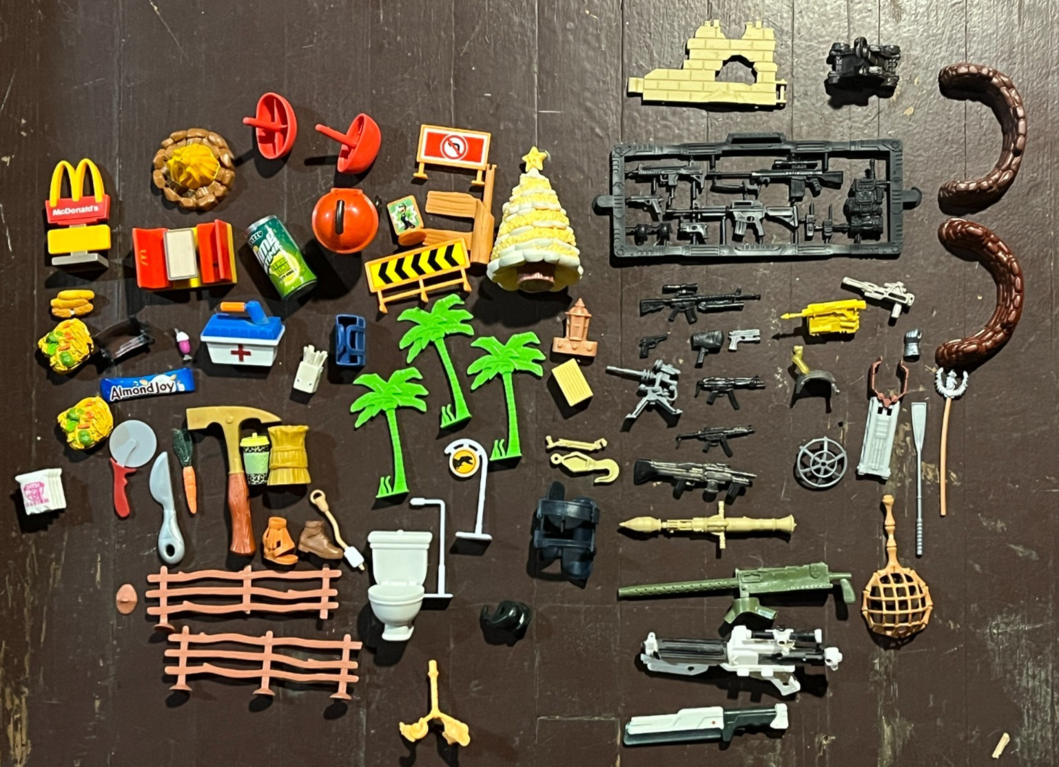 Toy Weapons Mixed Accessories Food Restaurant Multicolor Lot Of 80