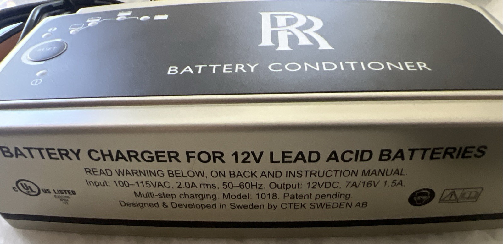 GENUINE ROLLS-ROYCE WRAITH GHOST DAWN CULLINAN BATTERY CHARGER MAINTAINER OEM