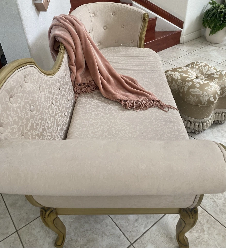 Sofá estilo antiguo Foto 2 de 4