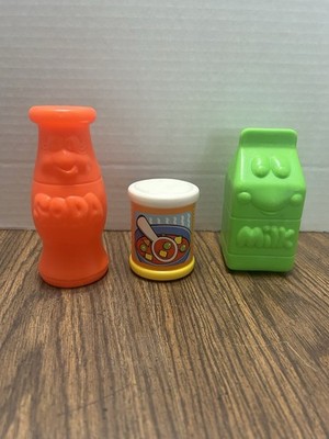VTG. PLAYSKOOL PLAY FOOD  MILK CARTON SODA POP with HAPPY FACES & Vegetable Soup