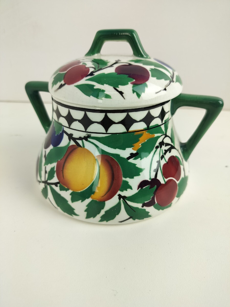 Art Nouveau Villeroy Boch Wallerfangen Saar Basin China Pot Plum