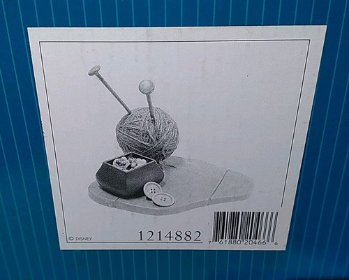 NIB WDCC 2001 PETER PAN TINKER BELL YARN & BUTTONS SEWING BASE CHARM BOX New, - Picture 3 of 7