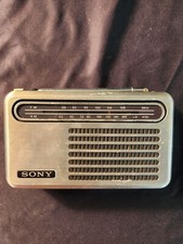 Vintage Sony AM/FM 9 Transistor Radio TFM 6200W PSB -Works 