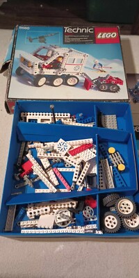 Lego technic 1986 hotsell