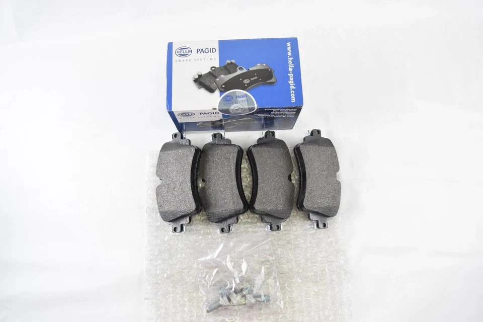 Hella PAGID Rear Brake Pads For Audi A6 Quattro 2019-2021 - Image 3 of 4
