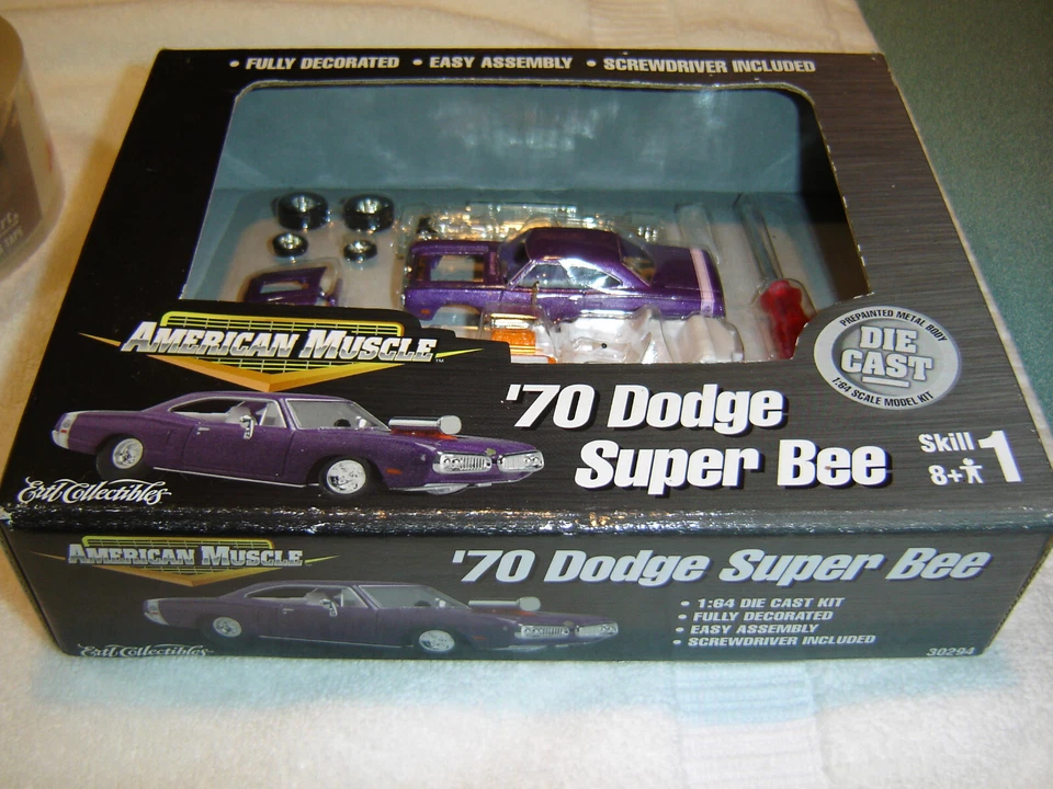 ERTL 1970 Plum Dodge Super Bee 1/64 Diecast ASSEMBLY MODEL KIT NEW IN PKG - Image 2 of 2