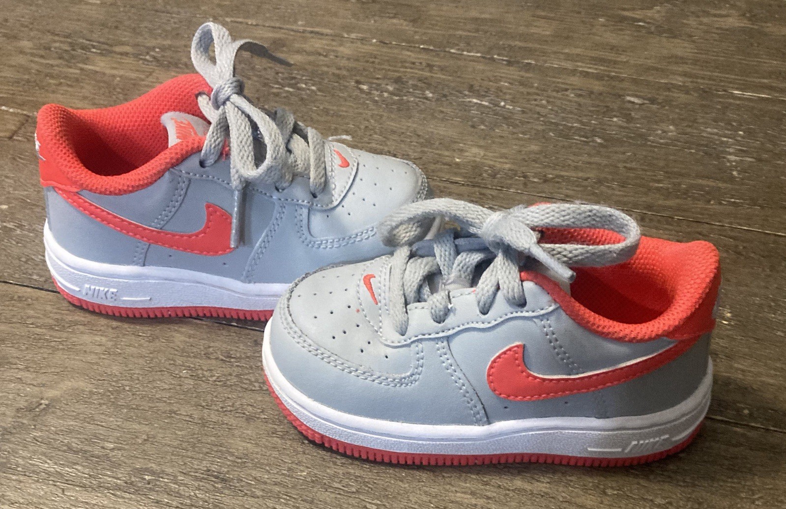 Nike Force 1 Toddler Shoes Size 6 Color Light Smoke & Bright Crimson CZ1691-005-image