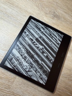 kindle oasis 9th generation 8gb CW24WI Graphite