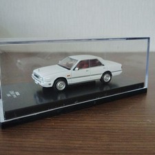 DeAgostini Japanese famous car collection 1/64 Nissan Cima