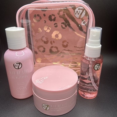 Vay-Cay Way of Life Travel Gift Set   Be Blissful  New!!