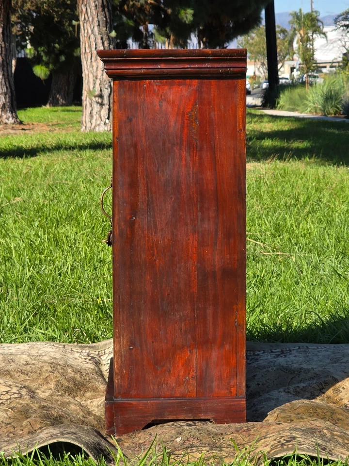 Vintage Spanish Colonial Revival Nightstand – Hand-Carved Solid Wood c.1920s–40s - Image 3 of 4