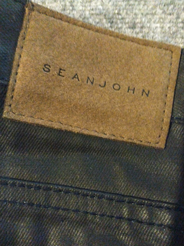 Pantalones de mezclilla negros brillantes de pierna ancha Sean John para niños talla 16 Foto 4 de 4