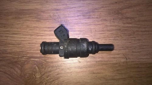 BMW 5-Series 2000 Fuel Injector 1427240, Genuine #131542-96