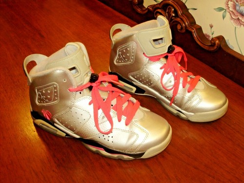 2014 AIR JORDAN 6 RETRO Gg "VALENTINES DAY" 543390-009 SZ 4.5Y NEAR MINT!! - 第 1/11 張圖片