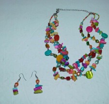 NEAT NECKLACE AND PIERCED EARRING SET WITH COLORFUL STONE AND BEAD DESIGN