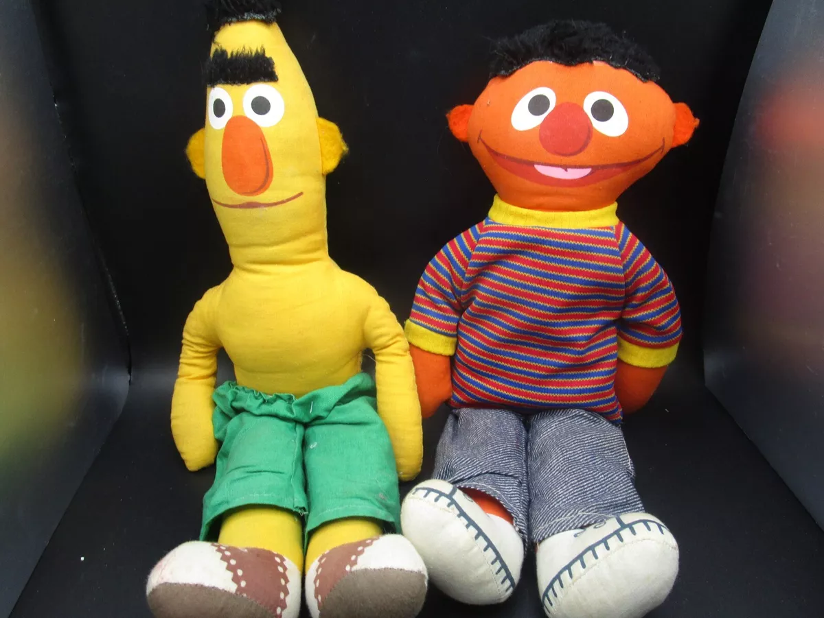 Lot of 2 Knickerbocker Bert and Ernie Sesame Street Dolls 10