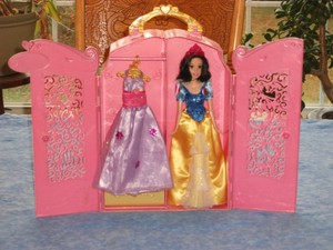 disney princess doll carrying case