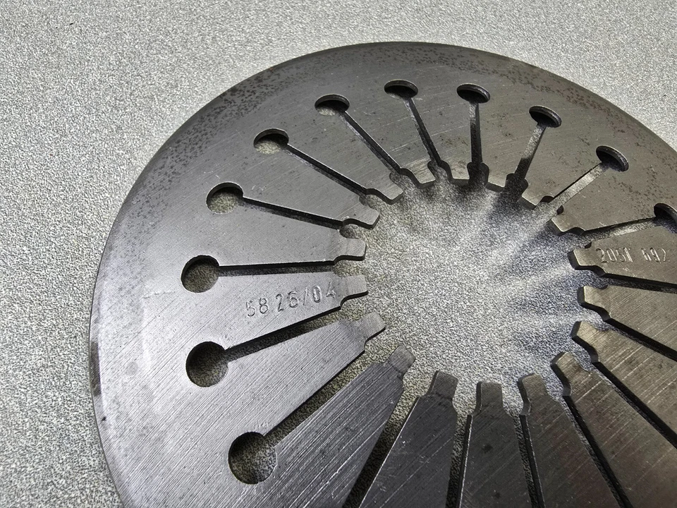 NICE USED ORIGINAL LUK PORSCHE 356A 356B T5 180 mm CLUTCH PRESSURE PLATE SPRING - Image 3 of 4