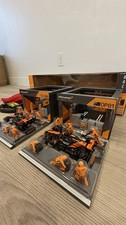 Bburago 1:43 Formula Racing Paddock Set McLaren F1 OP81 X LN4