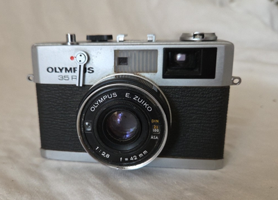 Olympus 35 RC 35mm Rangefinder 35mm Camera w/ 42mm F2.8 Lens