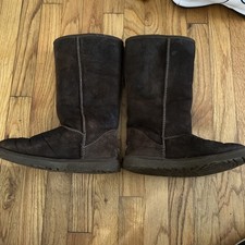 UGG Australia Chocolate 5845 Tall Sheepskin Slip-on Boots, Women's Size 8