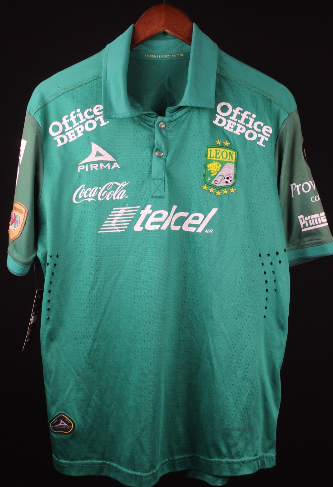 Leon FC Jersey 100% Authentic Pirma Size Small 2014-2015