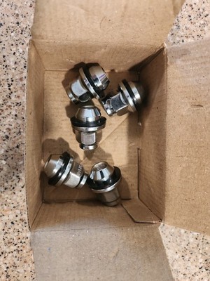 Wheel Lug Nut Dorman 611-210  Nissan Frontier Titan Pathfinder Sentra Altima 