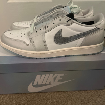 Nike Jordan 1 Low Lunar New Year  Photon Dust Year Of The Snake 