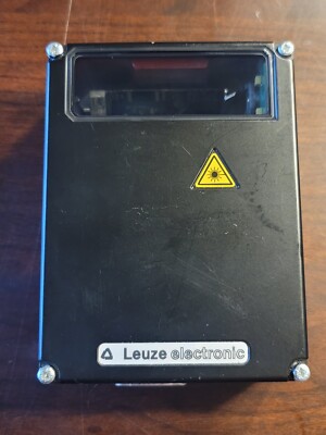 LEUZE BCL-32-R1-L-100  BARCODE READER 