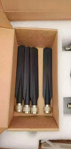 MOXA AWK-6222-US-T / AWK6222UST Point d'accès sans fil double RF de qualité industrielle - Photo 8/16
