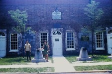 Confinement Of Jefferson Davis Fort Monroe 4x6 Vintage Photo Reprint Couple