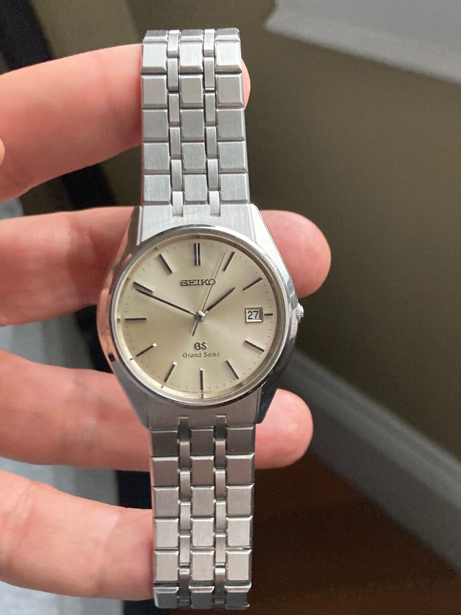 Vintage 1989 Grand Seiko Quartz Date 36mm Integrated Vintage 1989 Grand Seiko Quartz Date 36mm Integrated