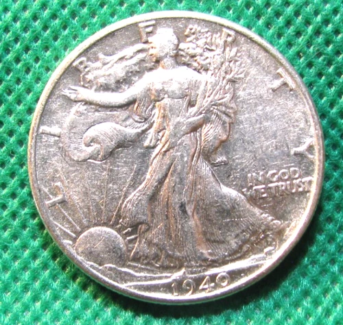 Walking Liberty  Half Dollar - 1940 P - AU/Slider  #S905