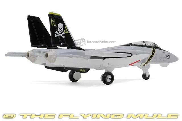 Forces of Valor 1:200 F-14A Tomcat USN VF-84 Jolly Rogers AJ201 w/Carrier Deck - Image 2 of 4