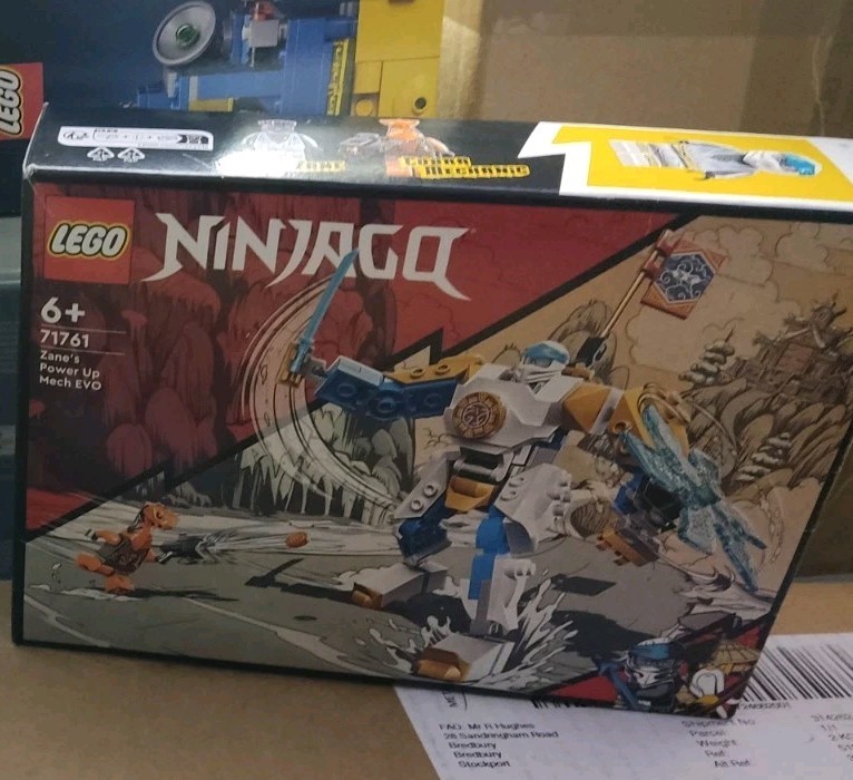 LEGO NINJAGO: ZaneS Power Up Mech Evo 71761