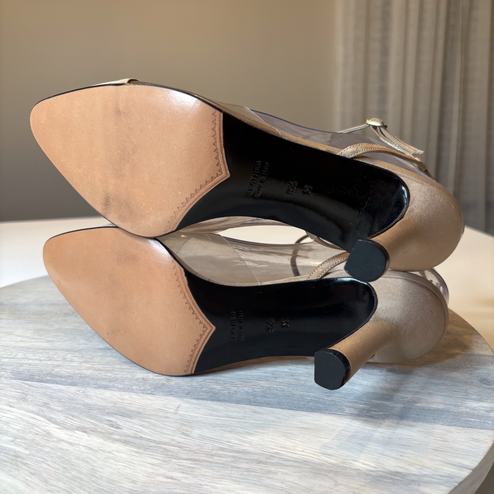 Yves Saint Laurent decolte vintage beige e trasparenti alla caviglia Y681801 taglia 9 5 M