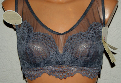 TRIUMPH Beauty - Full Darling W Bügel - BH  Bra plum SPITZE zarter Tüll Gr. 80 F