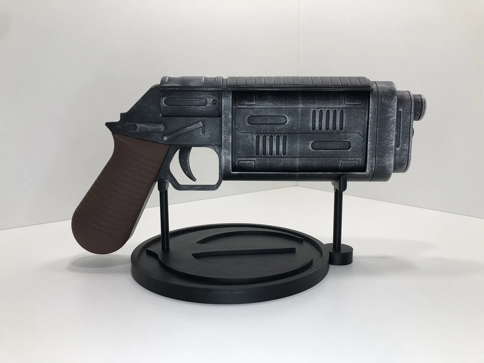 Réplica personalizada impresa en 3D Andor Cassian's MW-20 Bryar Blaster utilería 1:1 (pintada) Foto 2 de 4