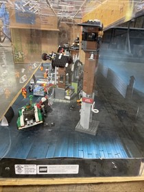 The LEGO Batman Movie 70905 & 70903 & 70912 2016 Store Display Rare