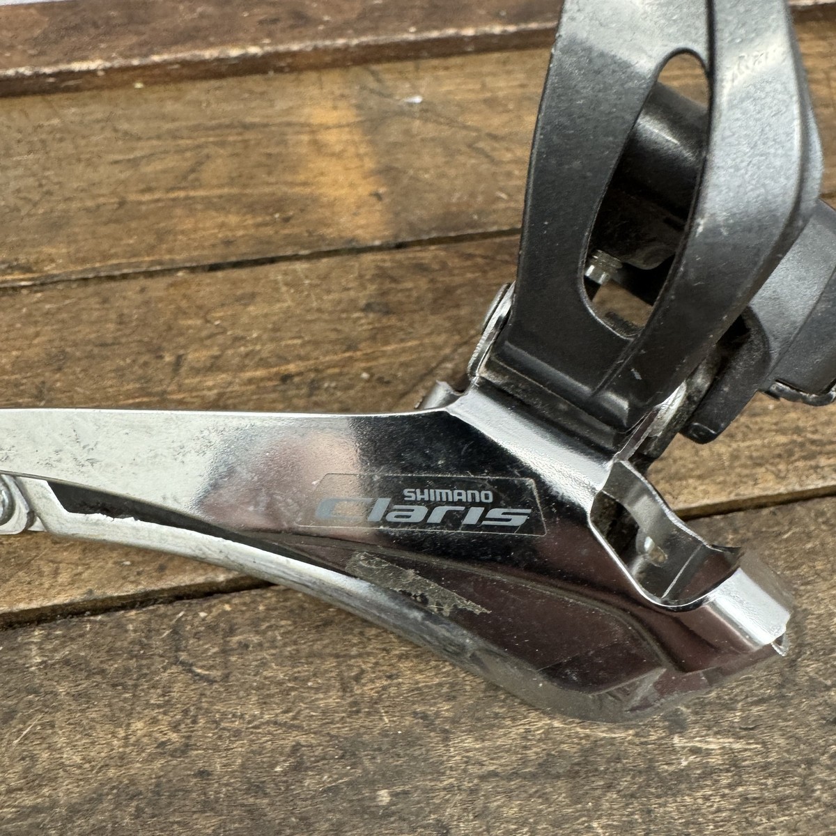 Shimano Claris FD-R2000 Front Derailleur 31.8 Clamp Double 8s Road