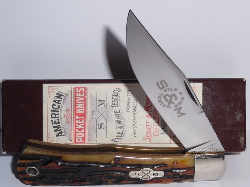 SCHATT & MORGAN USA 4113L GROOVED BONE TRAPPER KNIFE WITH BOX. NEVER USED.