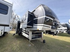 2026 Heartland Bighorn 39FL