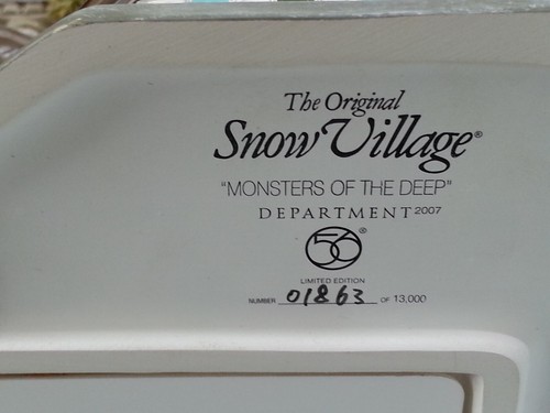 2007 Dept 56 Snow Village Halloween Monsters Of The Deep 799936 - Picture 8 of 10