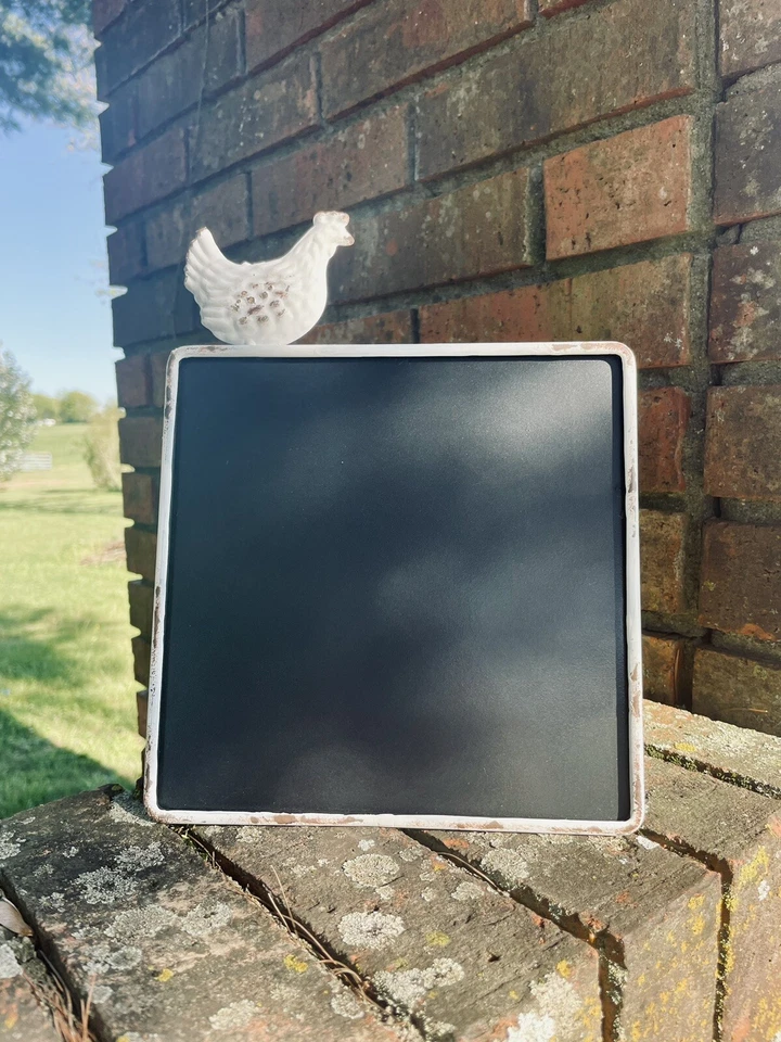 Farmhouse Chicken Chalkboard Easel NEW - Image 2 of 4