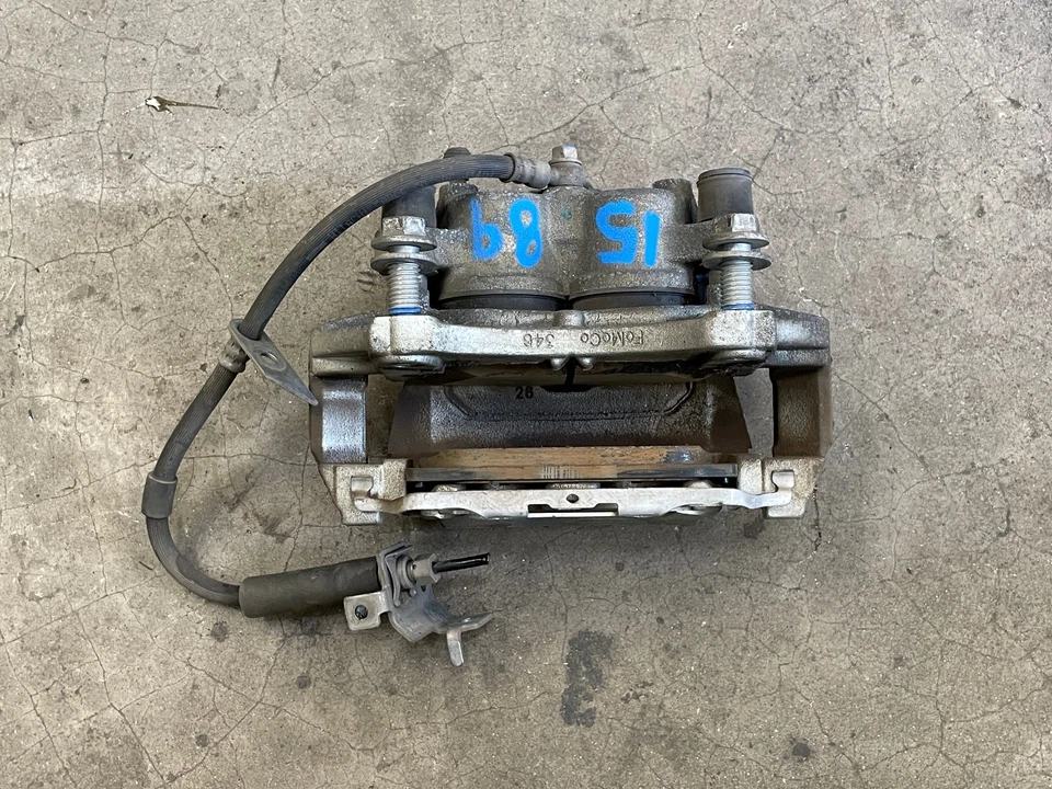 Pinza de freno delantera izquierda del lado del conductor Lincoln Continental 2017-2020 1589 OEM Foto 4 de 4