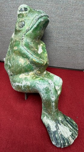 Vintage Cement Frog Garden Statue Folk Art Yard Decor Rustic 7LB